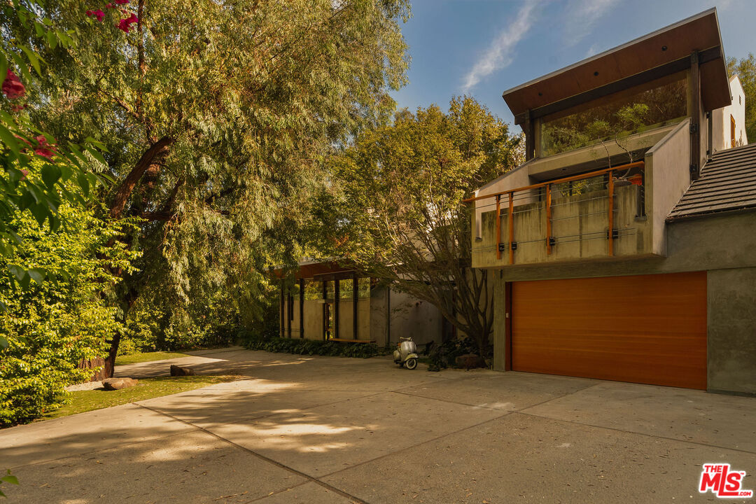7728 Woodrow Wilson Dr