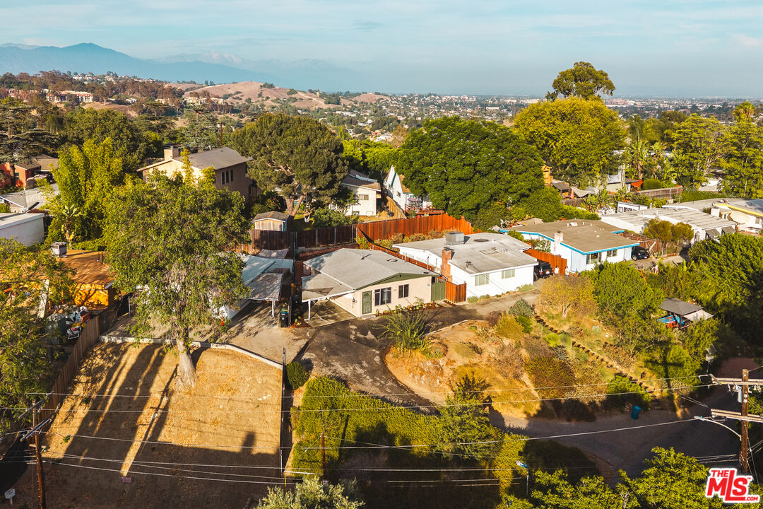 1231 Montecito Dr