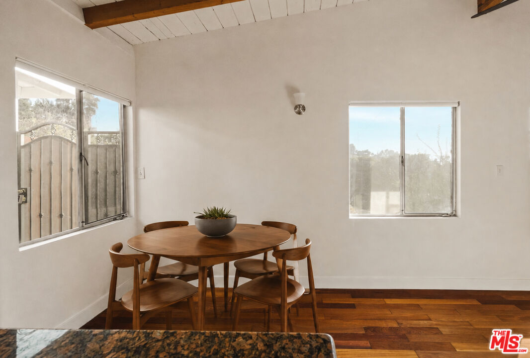 1231 Montecito Dr