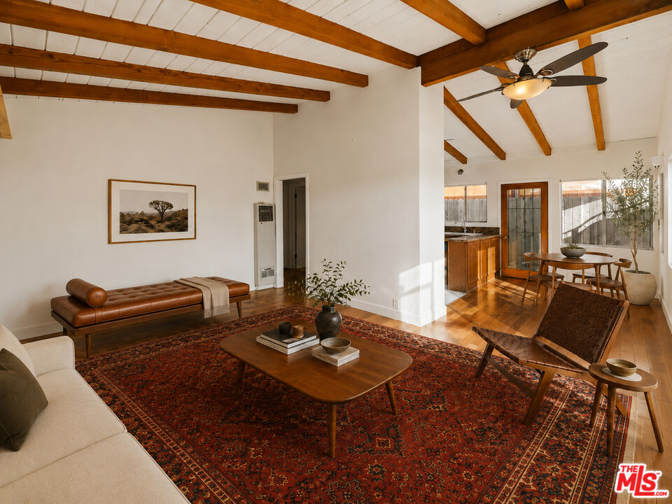 1231 Montecito Dr