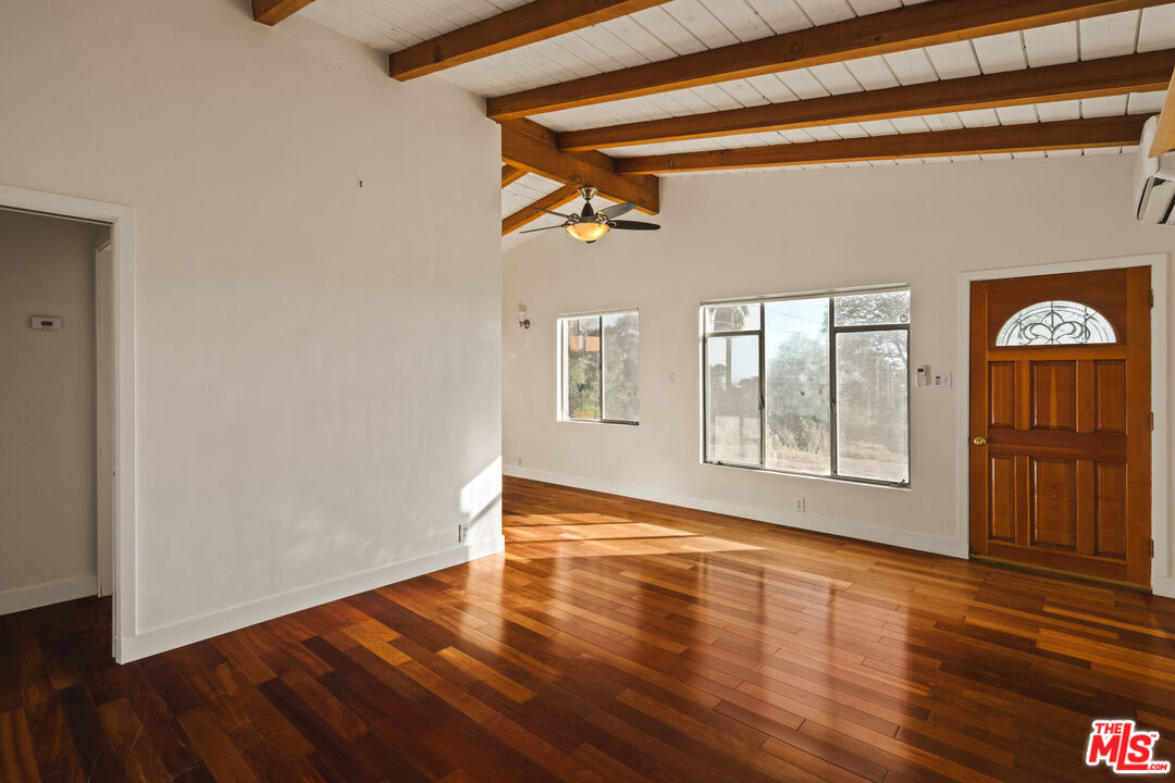 1231 Montecito Dr