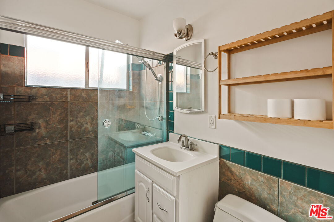 1231 Montecito Dr