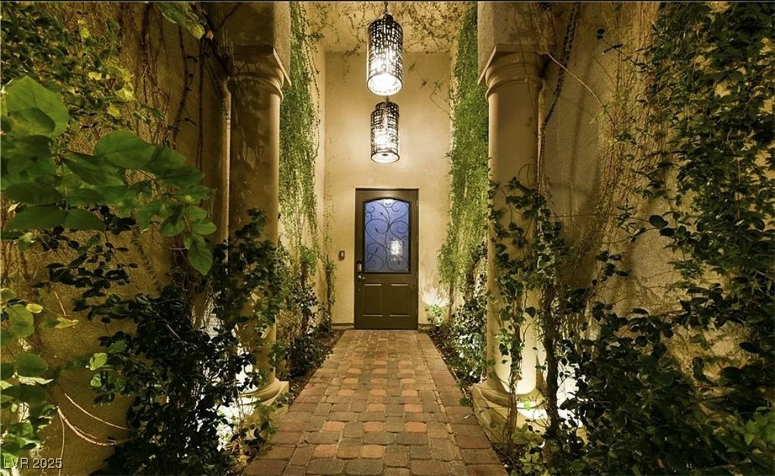 48 Olympia Chase Drive