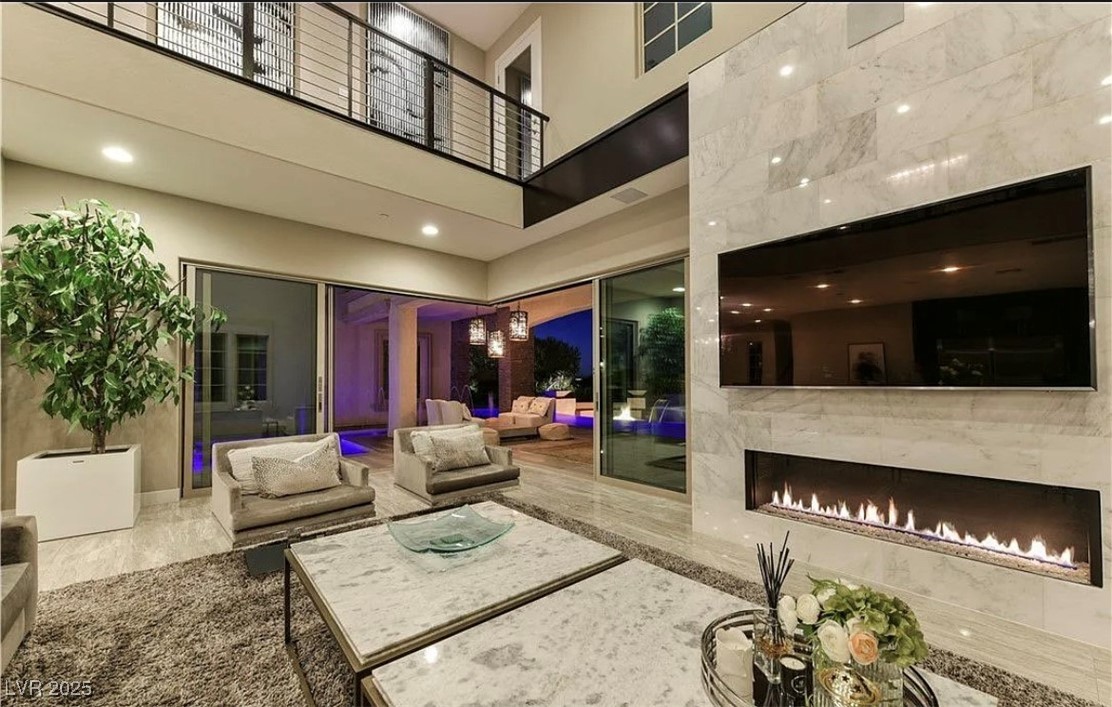 48 Olympia Chase Drive