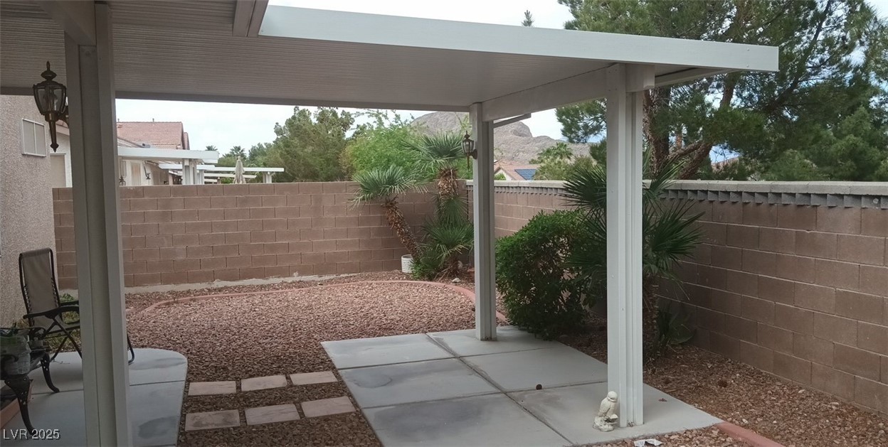 3416 Mountain Park Street