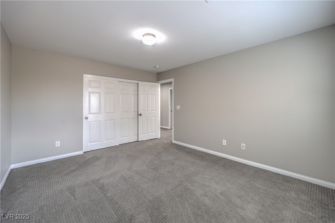 7095 Mountain Den Avenue