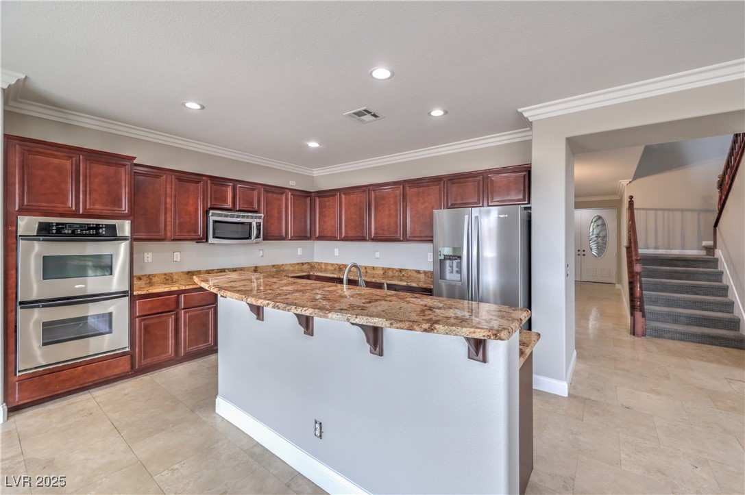 7095 Mountain Den Avenue