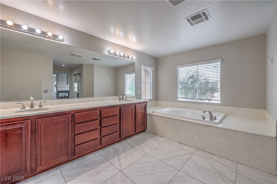 7095 Mountain Den Avenue