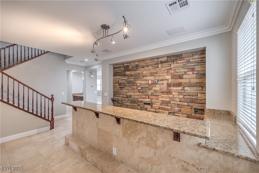 7095 Mountain Den Avenue