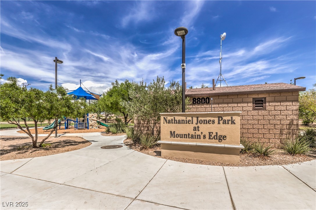 7095 Mountain Den Avenue