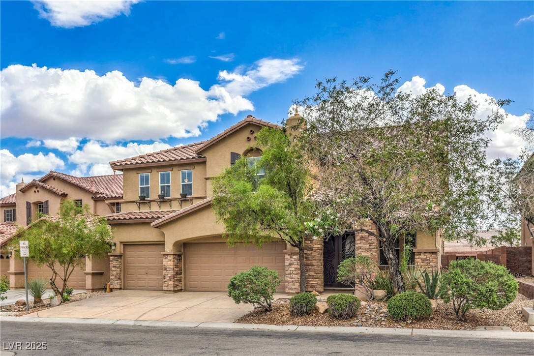 7095 Mountain Den Avenue