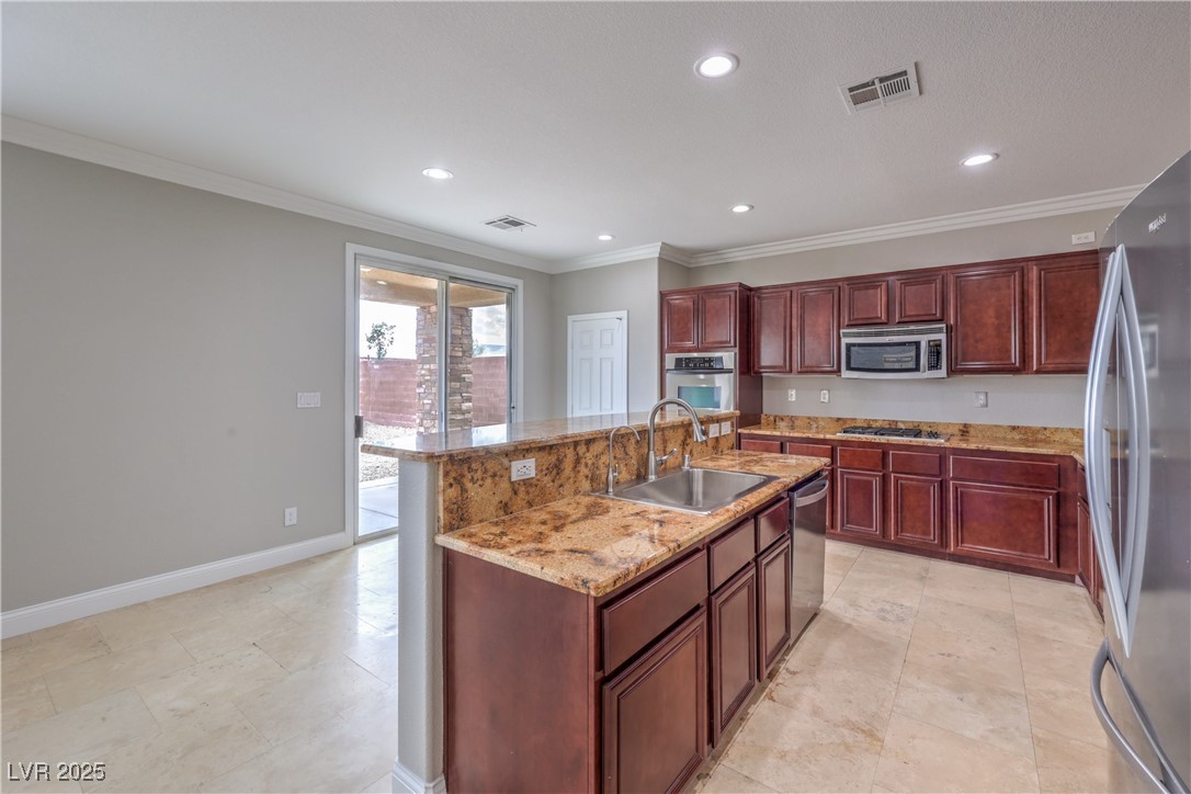 7095 Mountain Den Avenue