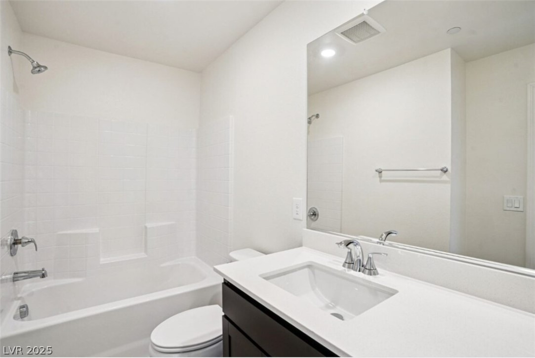 5872 Wisteria Walk