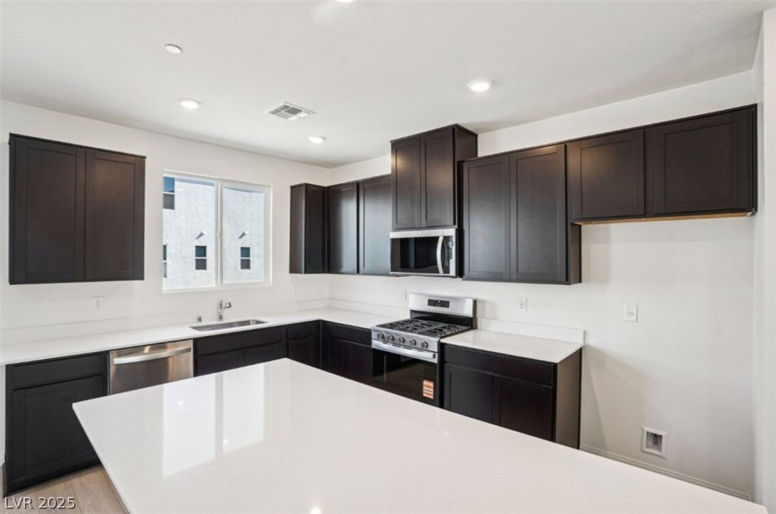 5872 Wisteria Walk