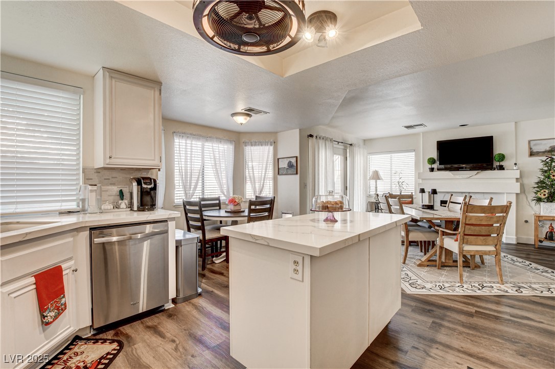 5908 Marbrisas Lane