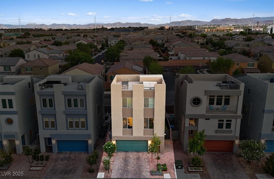 8055 Haywood Estate Avenue