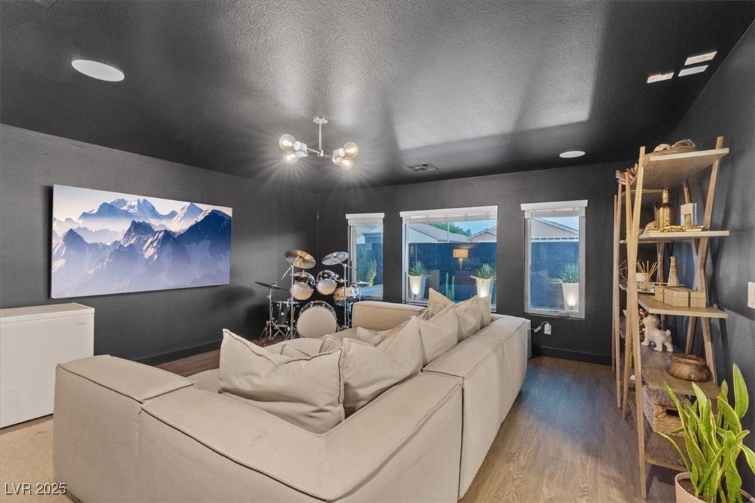 8055 Haywood Estate Avenue