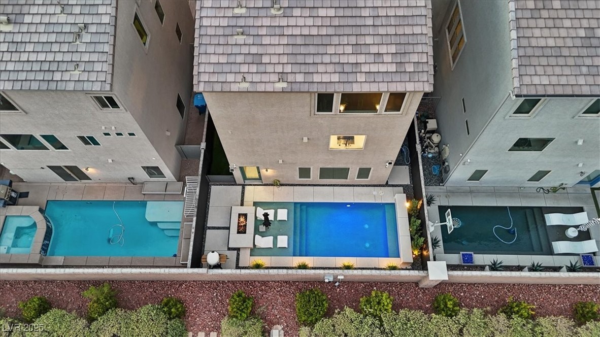 8055 Haywood Estate Avenue