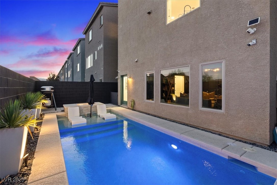 8055 Haywood Estate Avenue