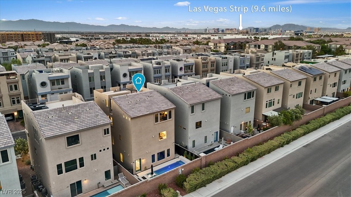 8055 Haywood Estate Avenue