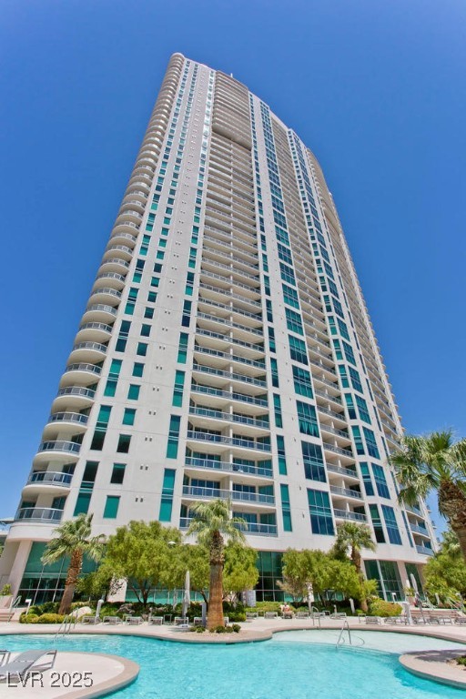 222 KAREN Avenue 3102