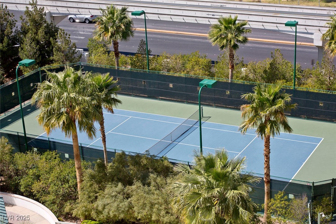 222 KAREN Avenue 3102