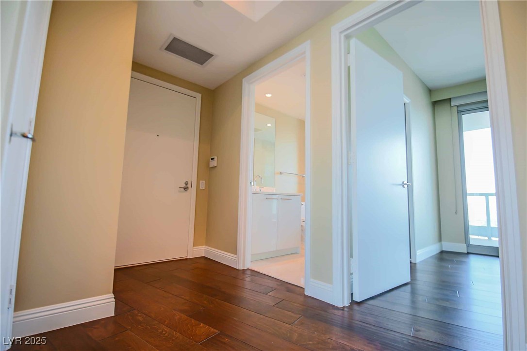 222 KAREN Avenue 3102