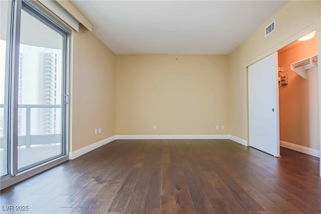 222 KAREN Avenue 3102