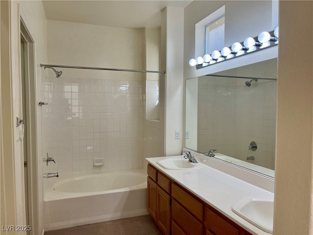 1528 Remembrance Hill Street