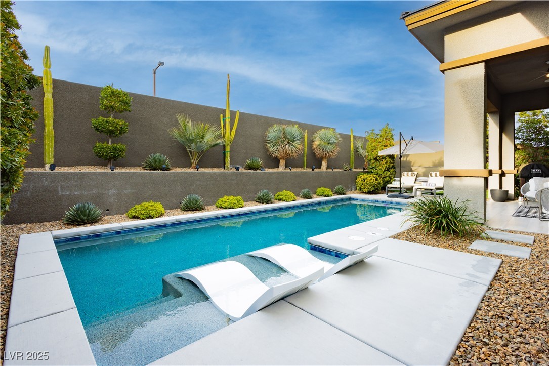 12382 Tudor Arch Drive