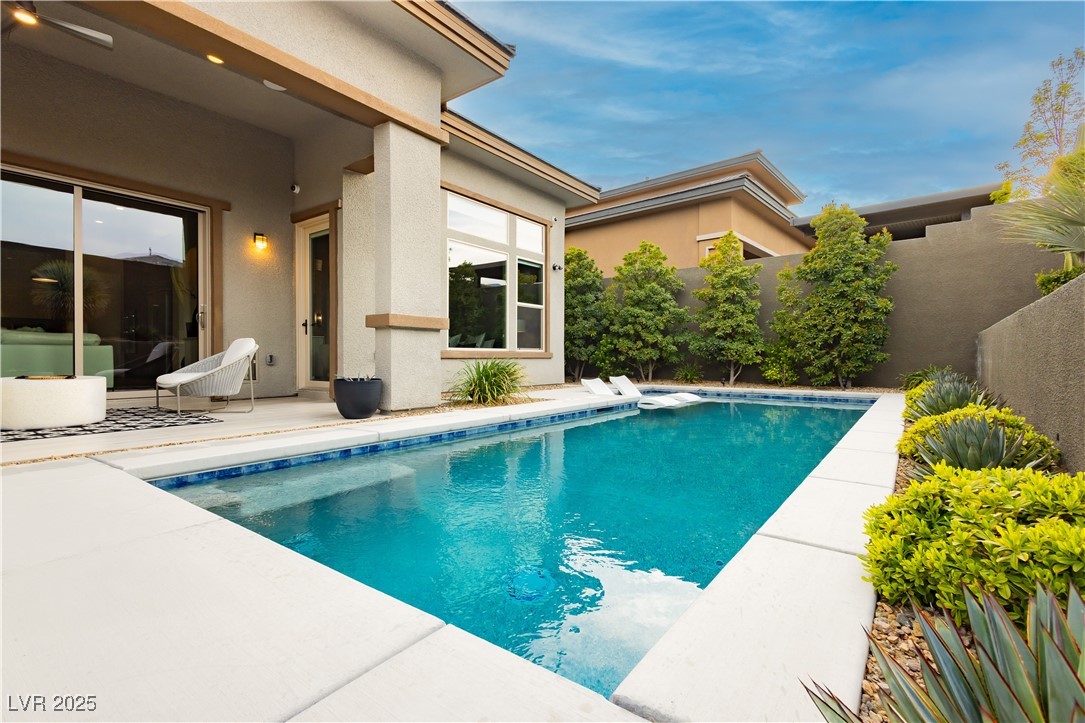 12382 Tudor Arch Drive