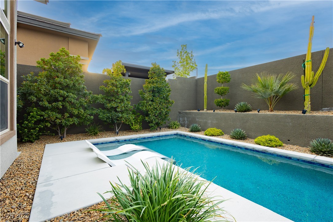 12382 Tudor Arch Drive