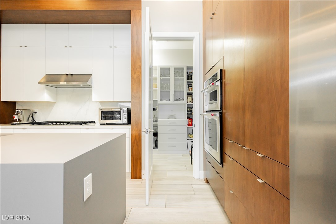 12382 Tudor Arch Drive