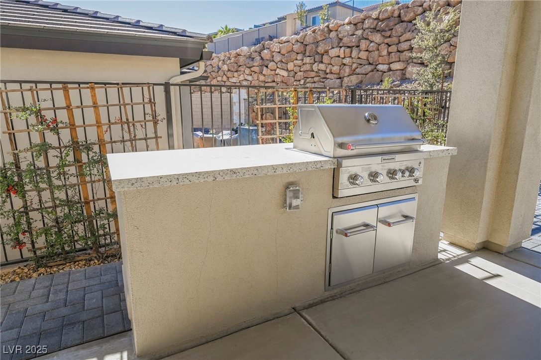 23 Cliffwater Street