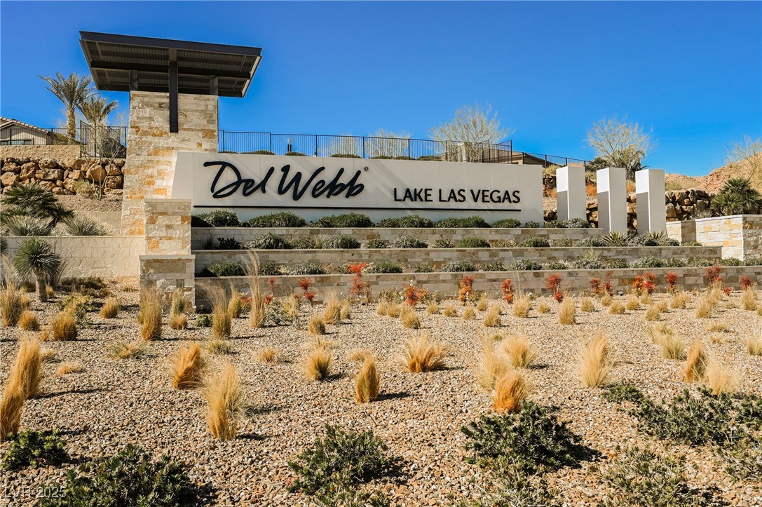 23 Cliffwater Street