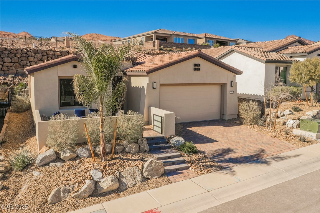 23 Cliffwater Street