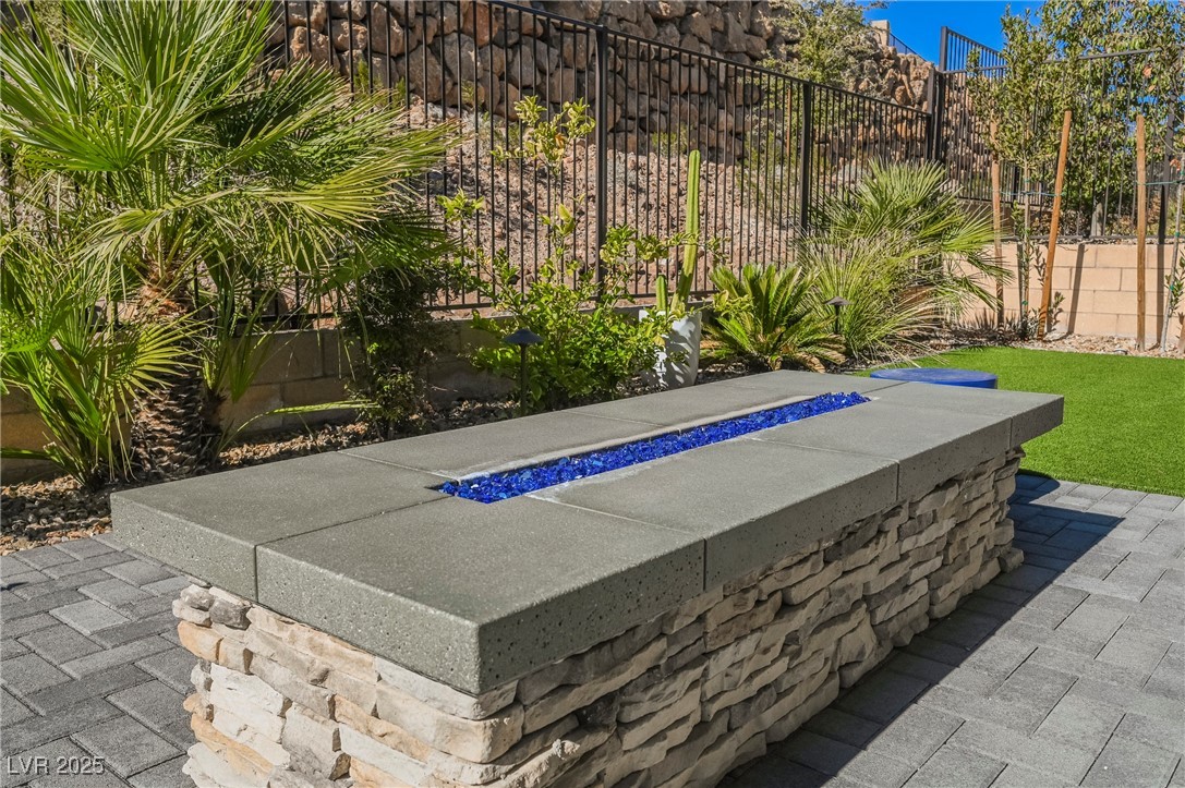 23 Cliffwater Street