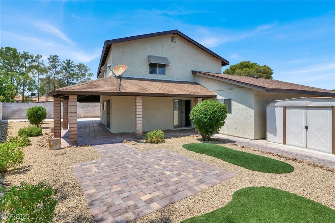 6817 Neepawa Circle