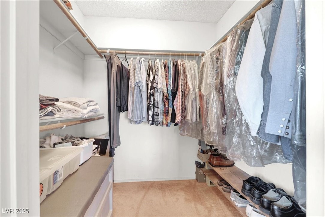 6817 Neepawa Circle