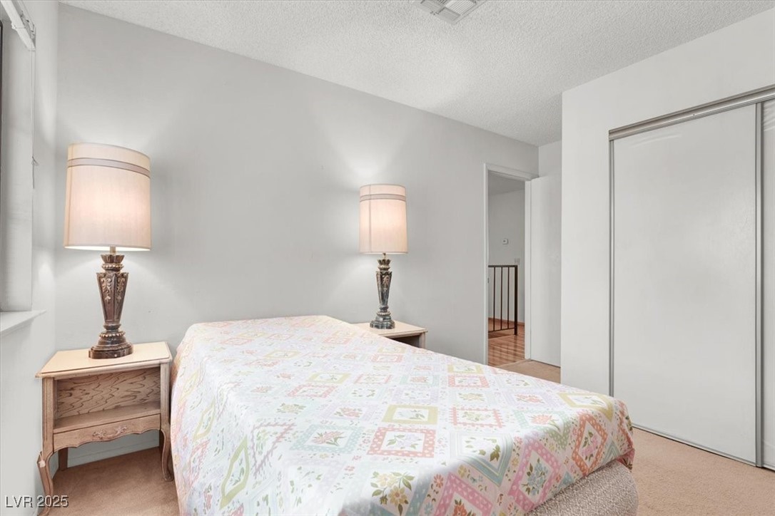 6817 Neepawa Circle