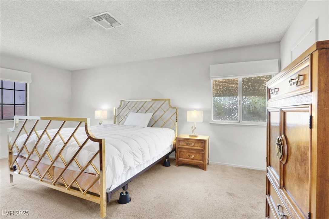 6817 Neepawa Circle
