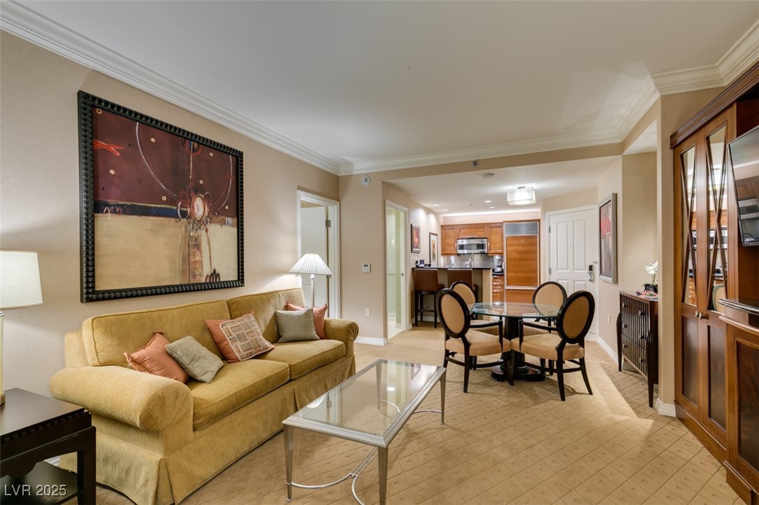 135 East HARMON Avenue 2821