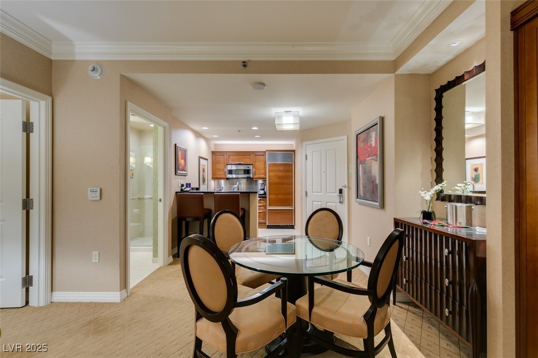 135 East HARMON Avenue 2821