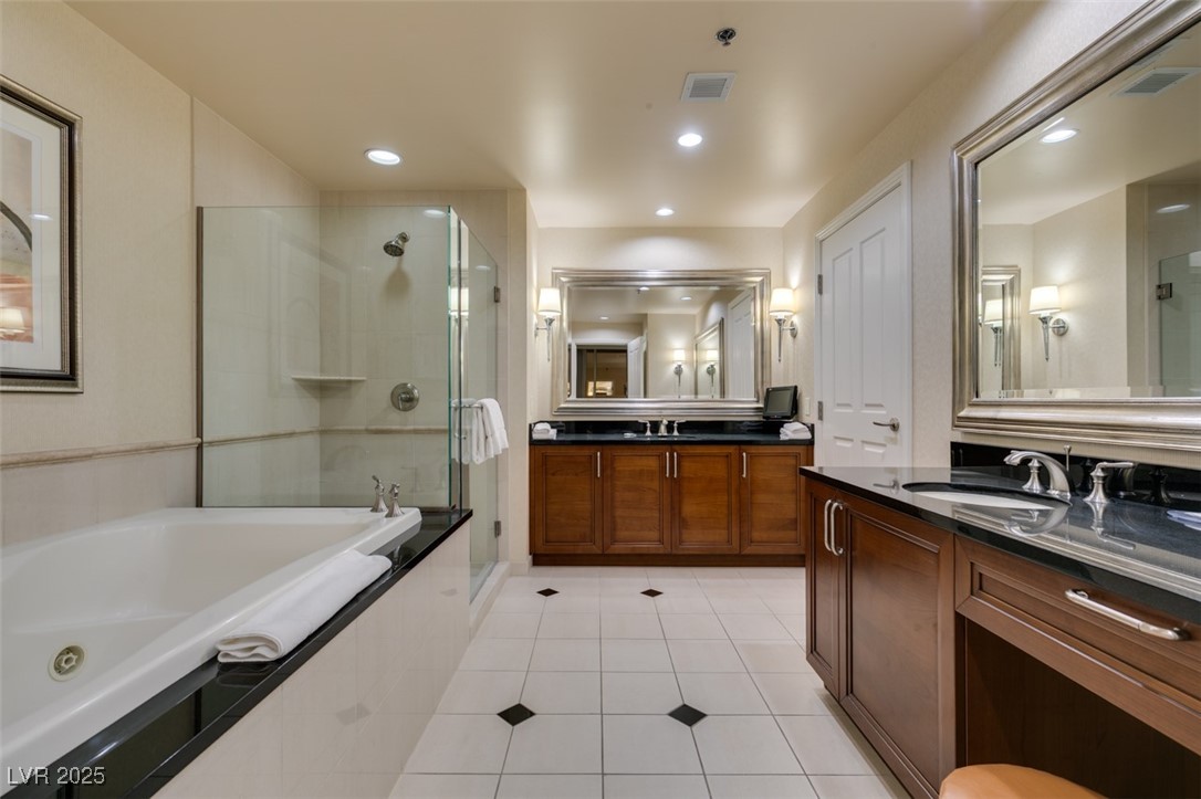 135 East HARMON Avenue 2821
