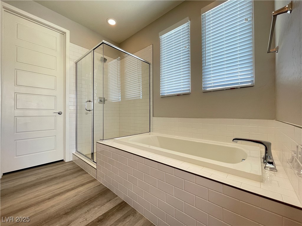 11311 Glowing Avenue 101