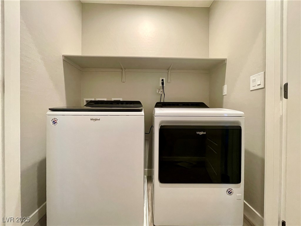 11311 Glowing Avenue 101