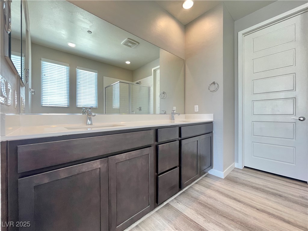 11311 Glowing Avenue 101