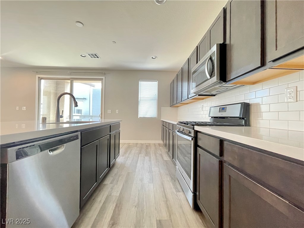 11311 Glowing Avenue 101