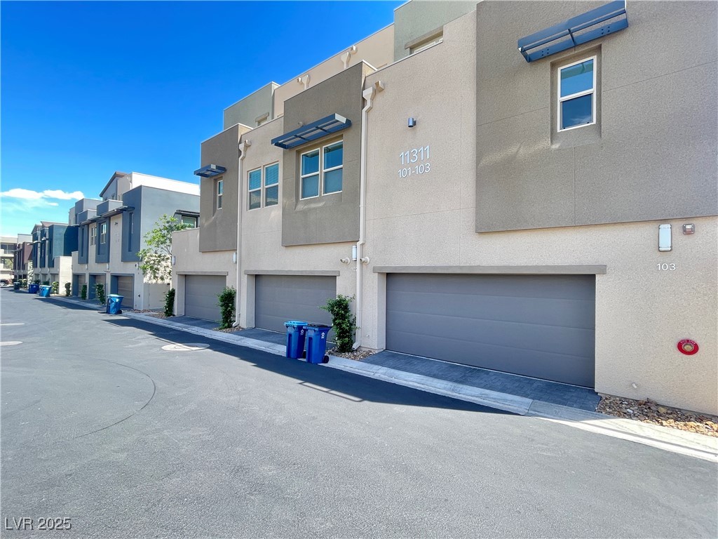 11311 Glowing Avenue 101