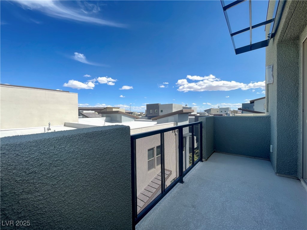 11311 Glowing Avenue 101